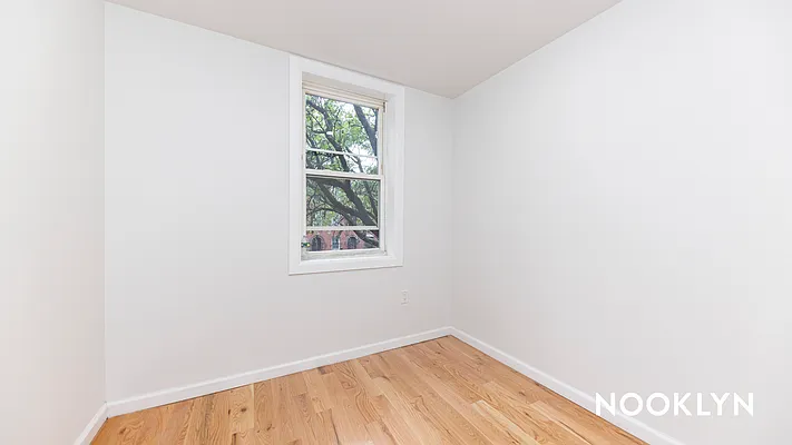 Rented by Nooklyn NYC LLC | media 7