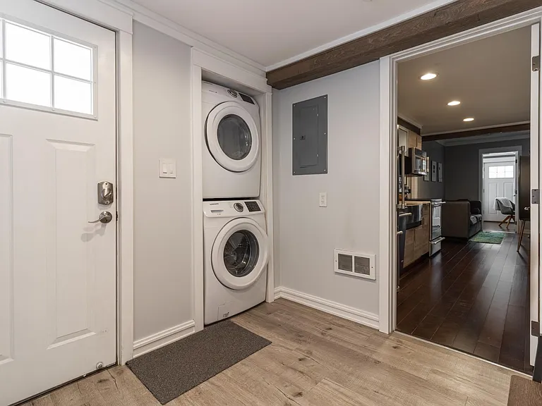 115 E Bishop St #1 — Photo 4