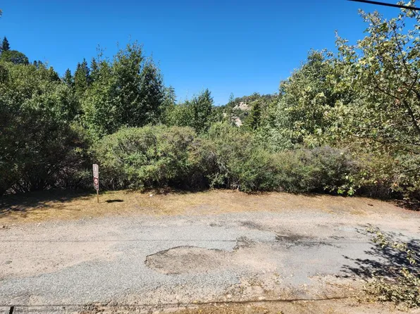 522 Elder Dr, Lake Arrowhead, CA 92321