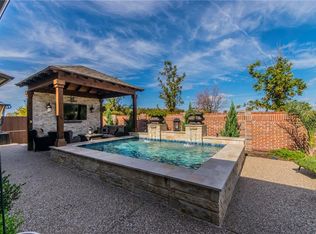 321 Ridgewood Dr, Lewisville, TX 75067