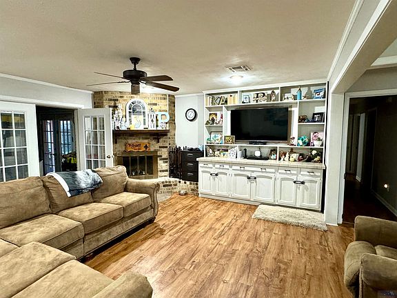 5th image of 3032 Lesley Dr