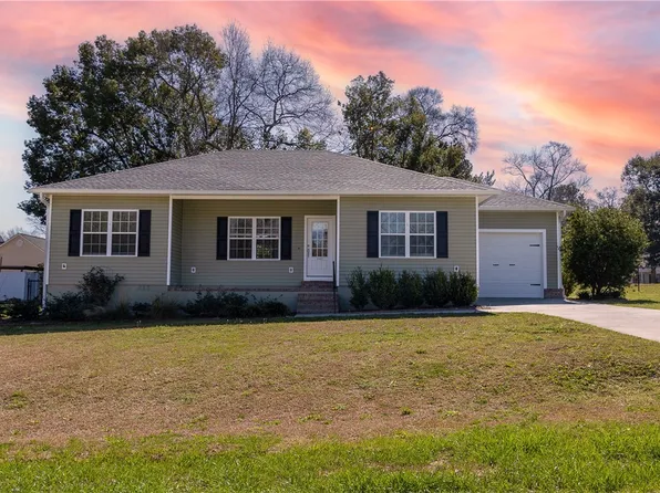 1121 Tanner Cir, Blackshear, GA 31516
