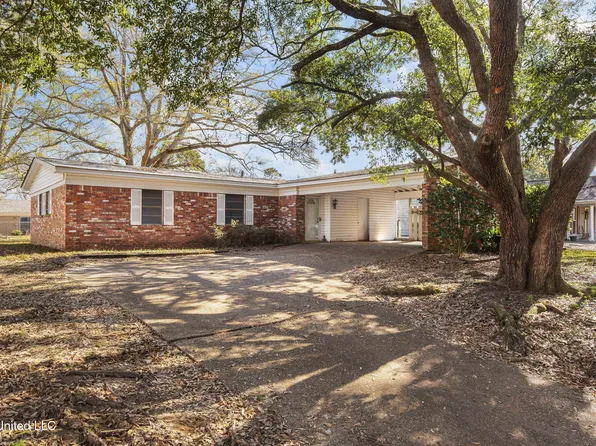 1303 Post Rd, Clinton, MS 39056