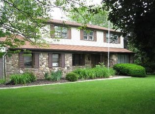 7 Doe Run Dr, Holland, PA 18966