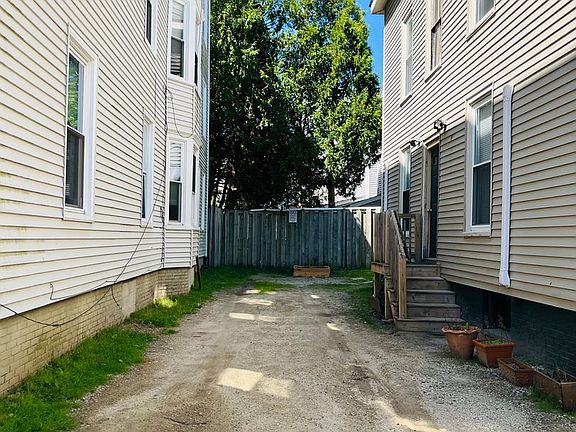 3rd image of 12 May St #2