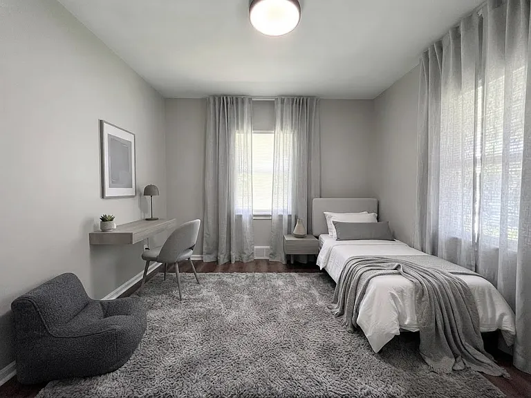 524 Ballman Ave — Photo 5