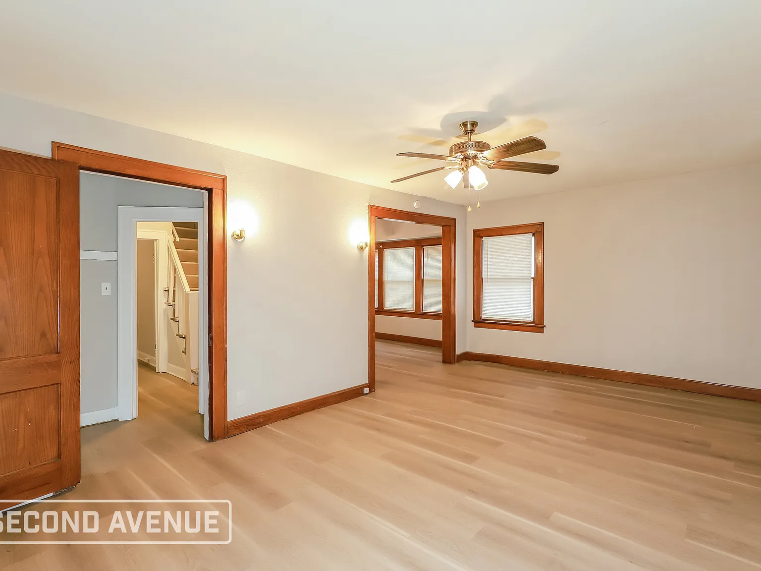 3 bed, 1.0 bath, 1246 sqft, $1,050 — Photo 4