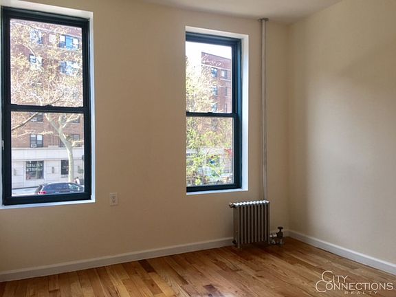 3rd image of 260 6th Ave APT 9