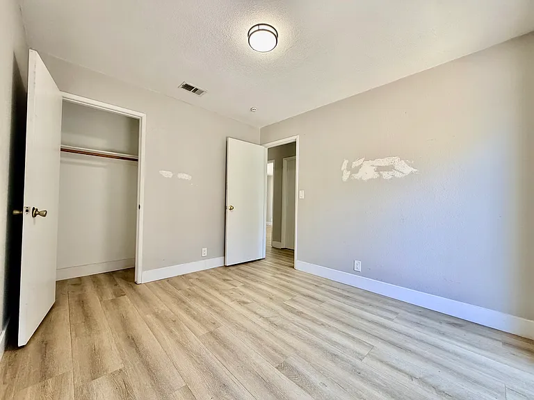 3400 Crowley Ct — Photo 17