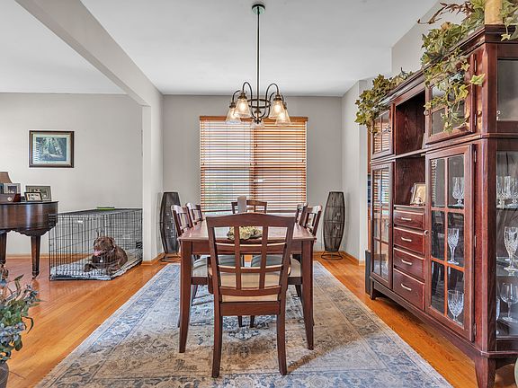 5th image of 15484 W Ridgefield Dr