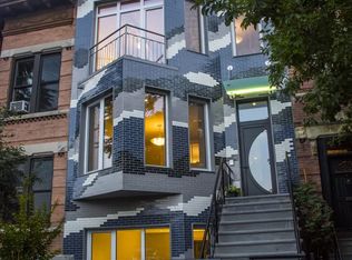 4512 11th St, Long Island City, NY 11101