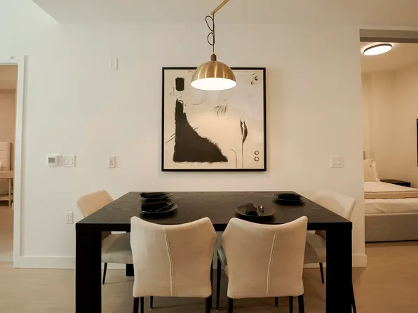 422 E 3rd St #358, North Vancouver, BC V7L 1E6