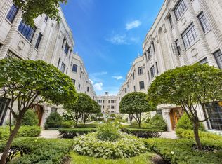 7340 N Ridge Blvd APT 2B, Chicago, IL 60645