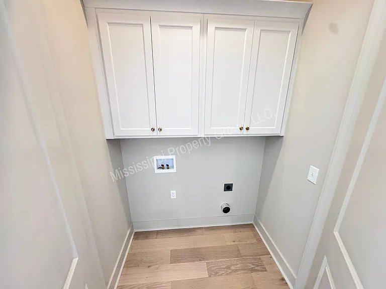 3423 Southern Way — Photo 12