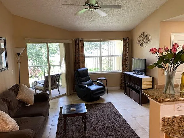 12610 Equestrian Cir #1614 — Photo 12
