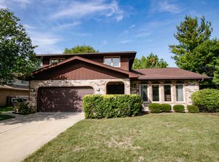 15366 Thistlewood Dr, Orland Park, IL