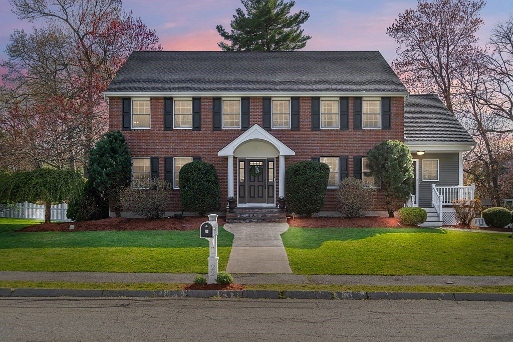 22 Grant St, Woburn, MA 01801 Zillow