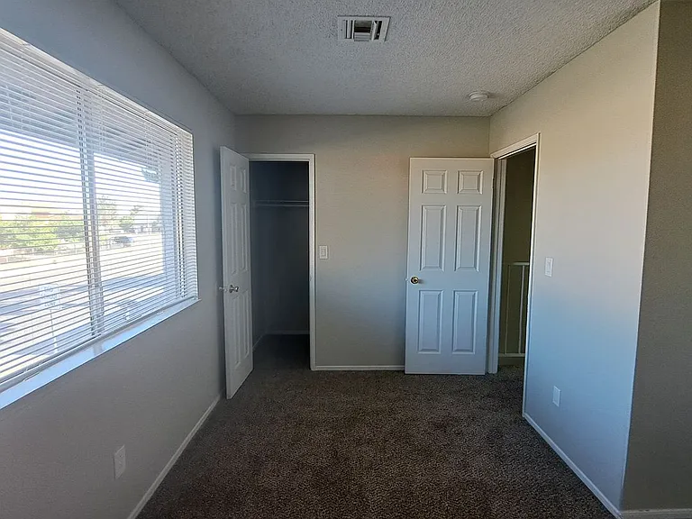 3417 Civic Center Dr — Photo 10