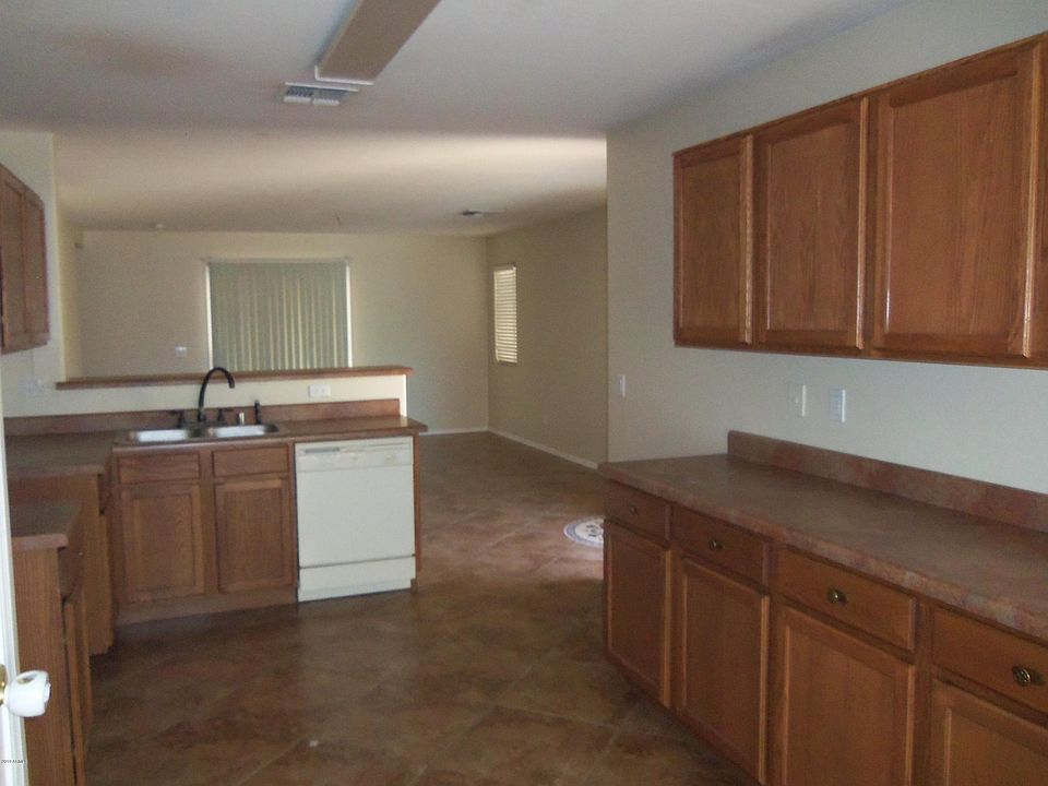 1st image of 3109 S 100th Ln