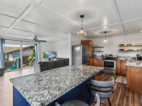 573 Pili Loko St, Paia, HI 96779