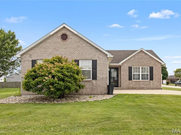21 Doe Ct, Moro, IL 62067