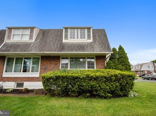 1564 Parklane Rd, Swarthmore, PA 19081