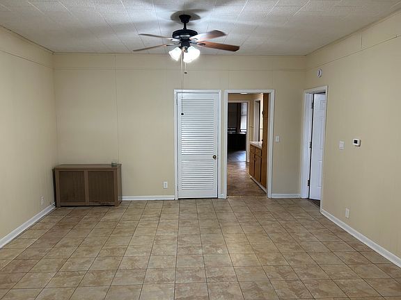 3rd image of 381 N 10th St #1
