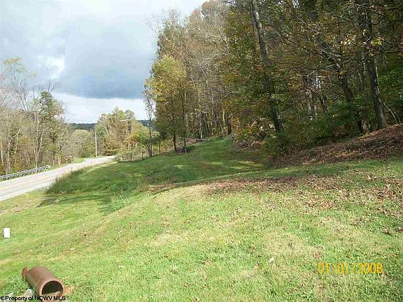 3rd image of 1628 Morgantown Pike
