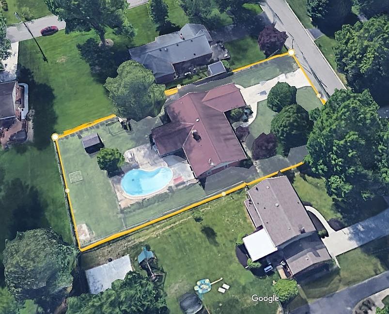 2nd image of 7355 Huckleberry Ln