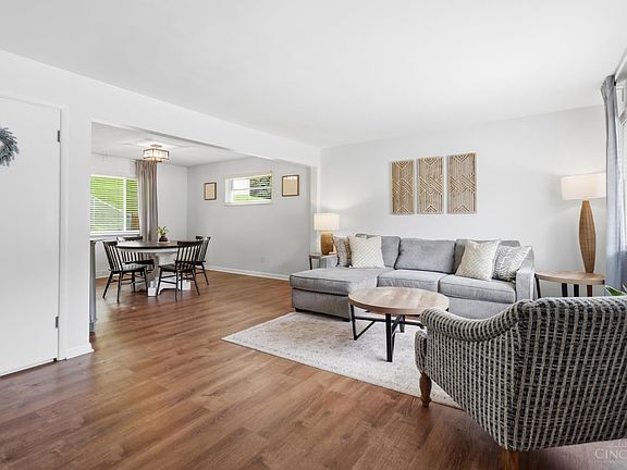 3rd image of 5319 Cleander Dr