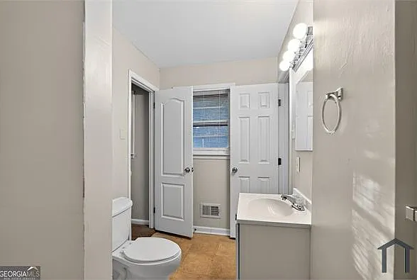 996 Forest Valley Dr SE — Photo 14