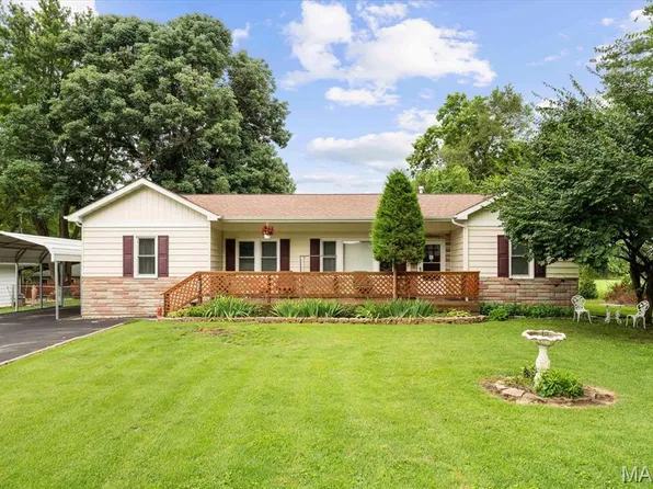 205 Belt Ave, O'Fallon, IL 62269