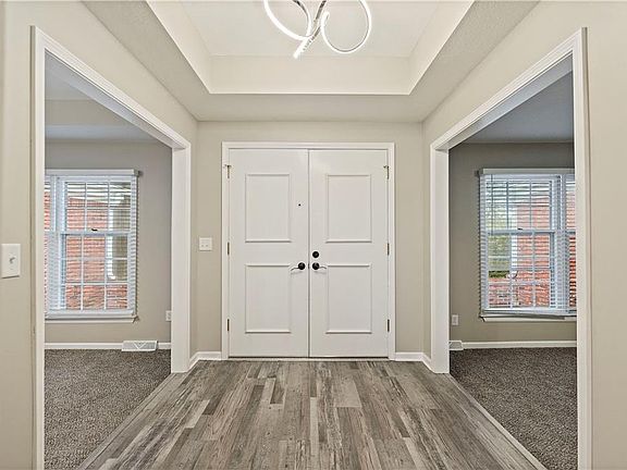 3rd image of 3351 S Norwood Ave