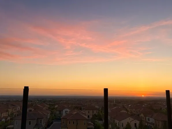 103 Eversedge, Irvine, CA 92618
