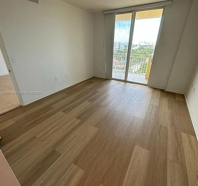 215 SW 42nd Ave #Penthouse 11