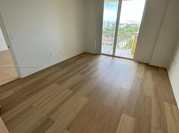 215 SW 42nd Ave, Miami, FL