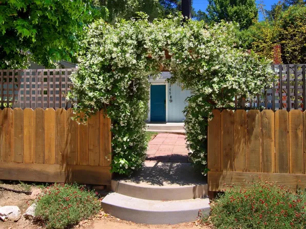 365 Riverside Ave, Ben Lomond, CA 95005