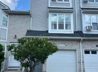 208 Rosedale Ave, Staten Island, NY 10312