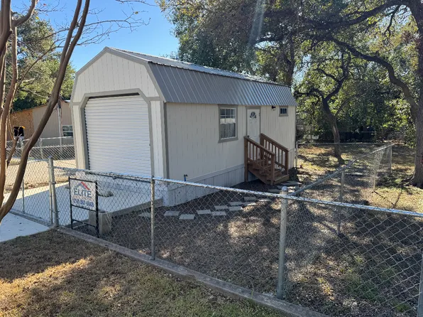 25315 Lynda Sue Dr #B, San Antonio, TX 78257