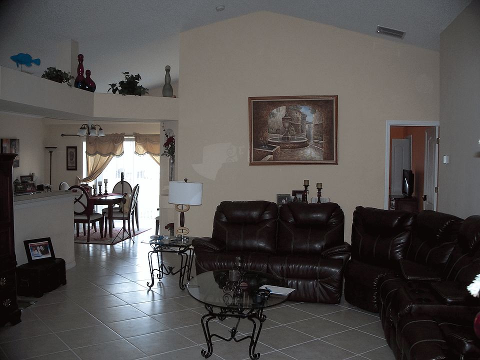 2nd image of 2635 Oakington St