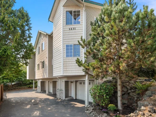 1231 NE 135th Street #D, Seattle, WA 98125