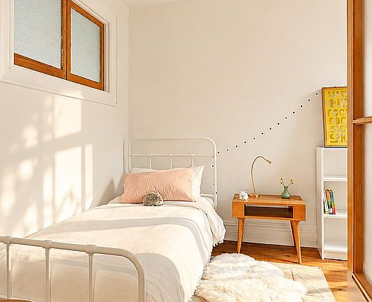 4th image of 446 15th St APT 4R