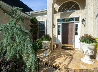 86 Turnberry Dr, Monroe Township, NJ 08831