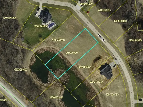 1528 Wildlife Dr, Blue Grass, IA 52726