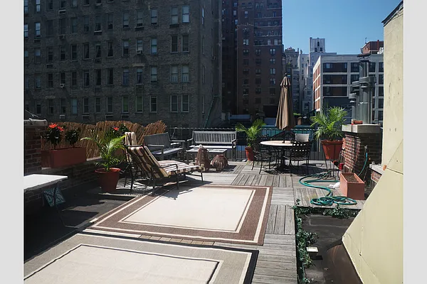 Rented by Stribling | media 7