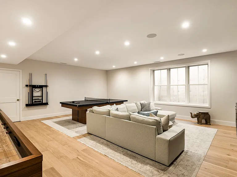 6 Outlook Ave — Photo 30