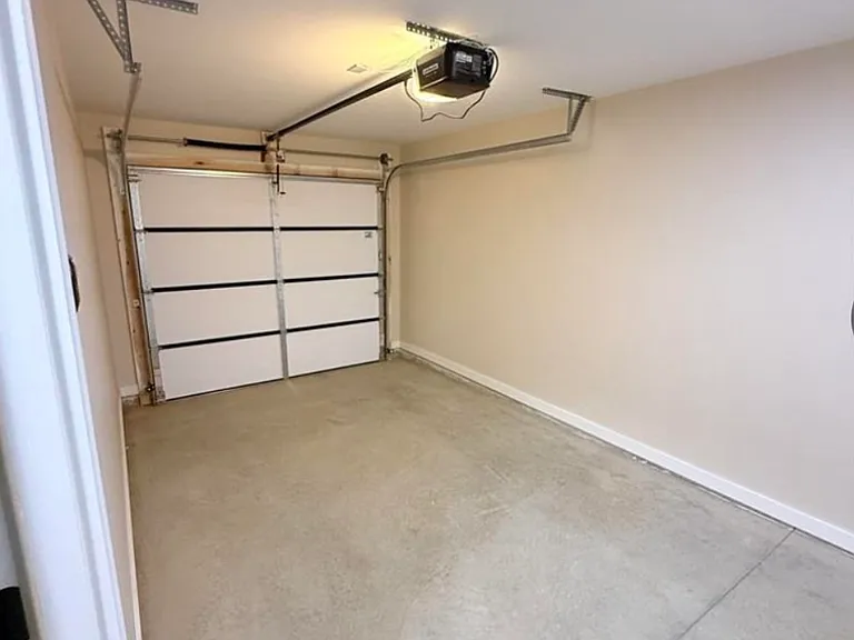 1202 Woodland Dr — Photo 7