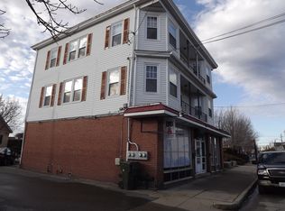 1757 Cranston St, Cranston, RI 02920