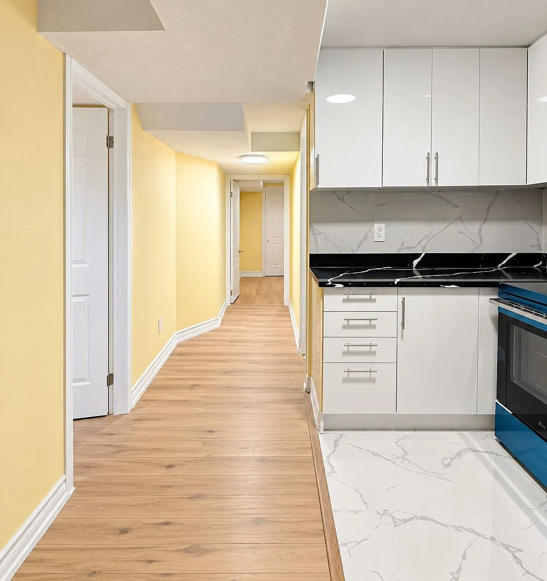 2 bed, $2,000 — Photo 4