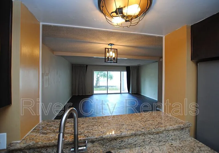 7769 Point Vicente Ct — Photo 22